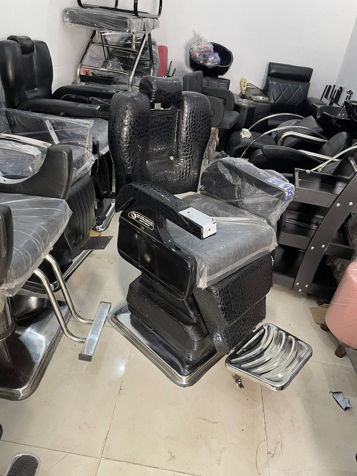 Executive All-Purpose Reclining Barber Chair – Heavy-Duty Hydraulic Salon Chair with Adjustable Headrest