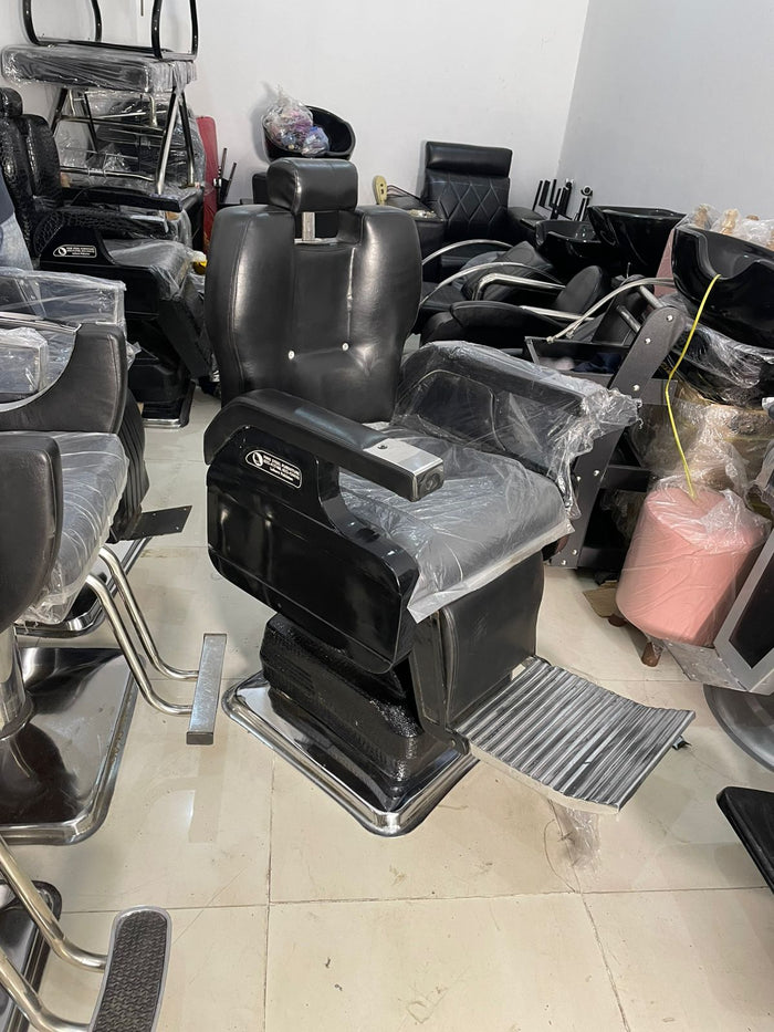 Elite-X Professional Extra-Wide Barber Chair – Reinforced Hydraulic Recliner