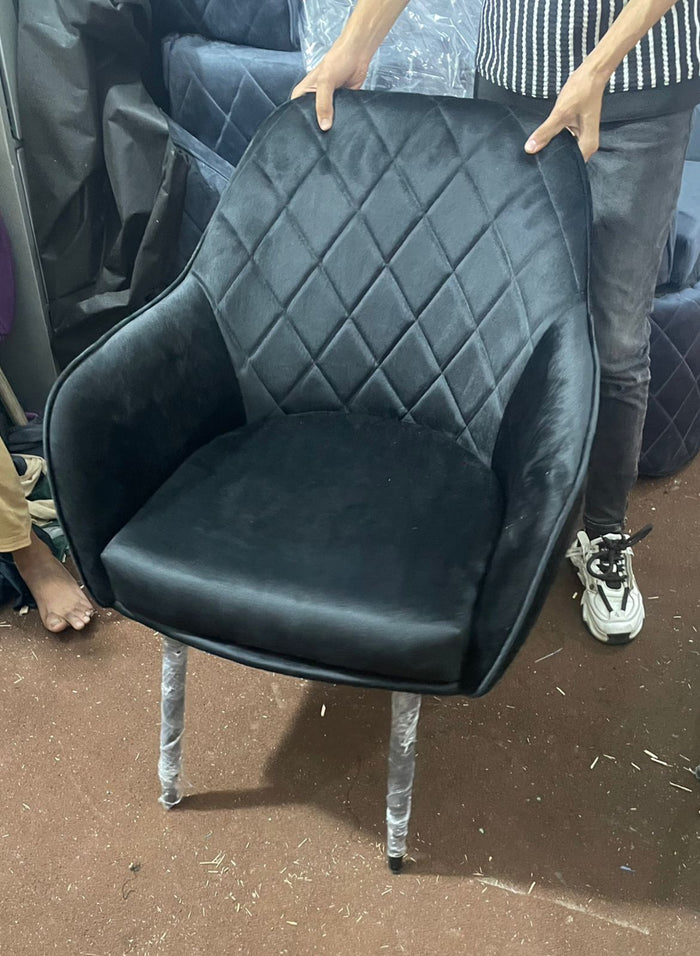 Velvet Diamond-Stitch Salon Waiting Chair