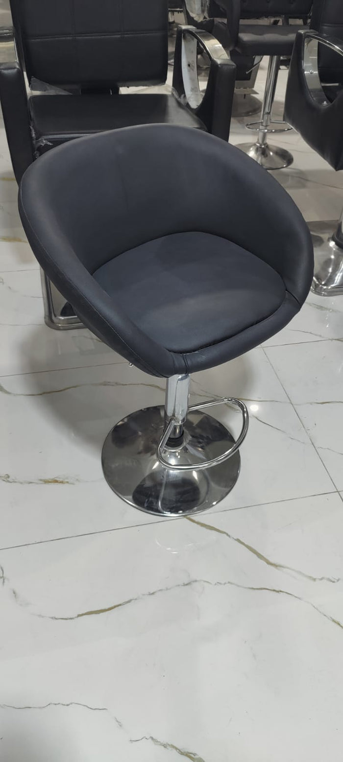Sovereign Executive Salon Chair Hydraulic Jack